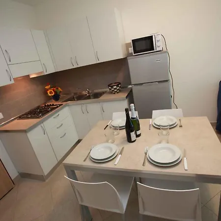 Two-bedroom Near Sea 3 Lägenhet Rosolina Mare