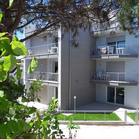 Two-bedroom Near Sea 3 * Rosolina Mare